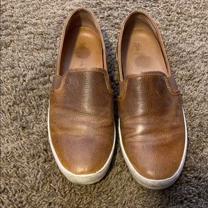Frye Dylan leather slip ons